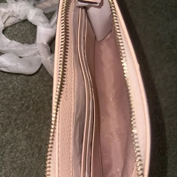 Tory Burch Carter Slim Crossbody Bag